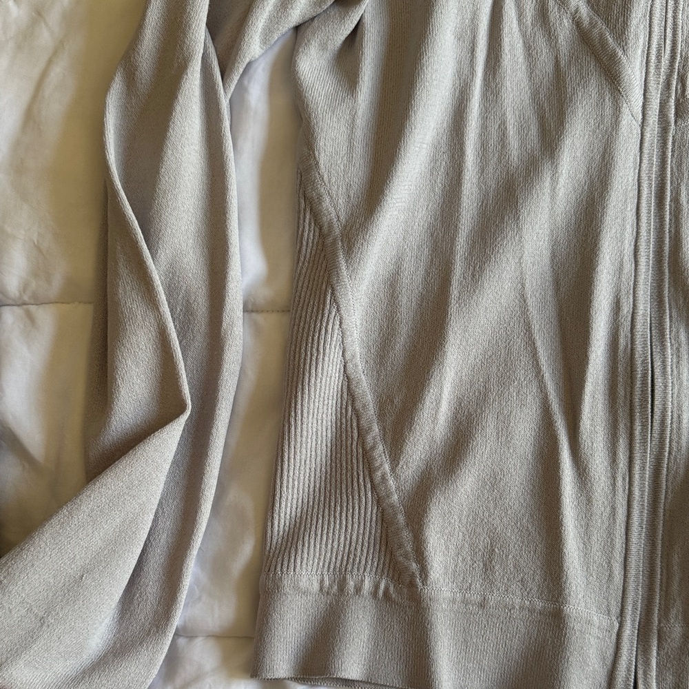 Express Women's Beige Open-Front Jacket - Picture 5 of 8